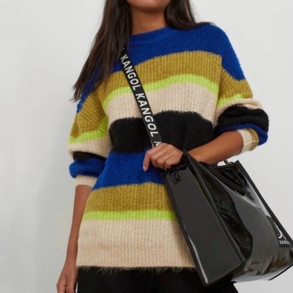 H&m x Kangol Fuzzy Striped Oversized Sweater Size Medium - Picture 2 of 13